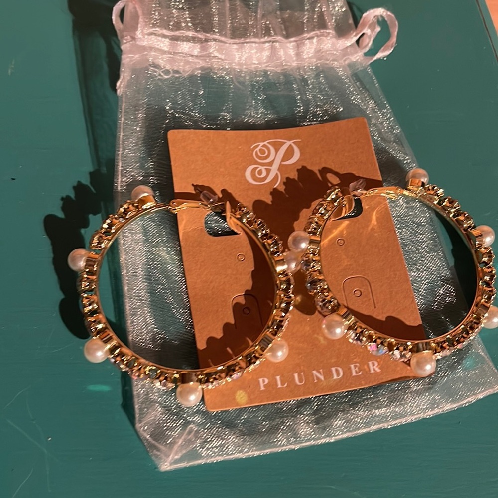Plunder pearl and rhinestone hoop earrings